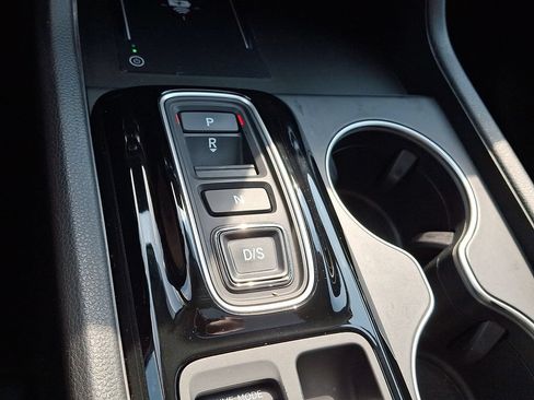 Used 2023 Honda Pilot Elite image 19
