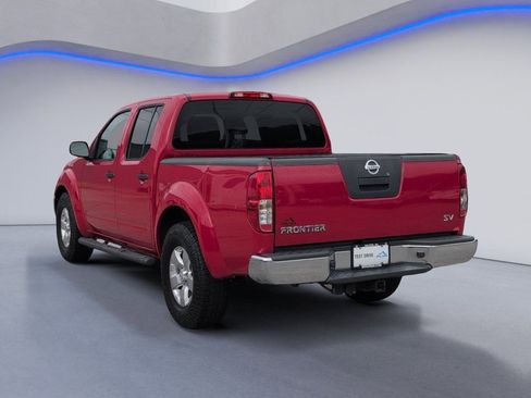 Used 2011 Nissan Frontier SV w/ SV Premium Utility Pkg RWD image 3