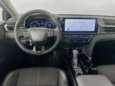 Used 2026 Toyota Camry XLE AWD/4WD image 22