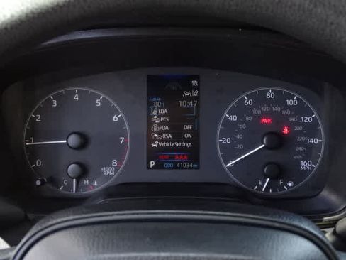 Used 2024 Toyota Corolla LE FWD image 25