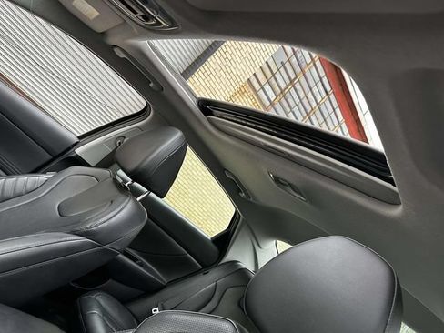 Used 2024 Hyundai Elantra Limited FWD image 18