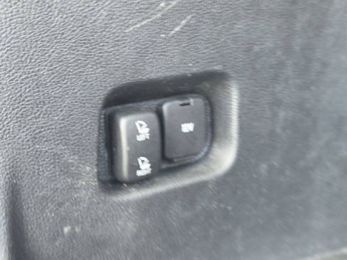 Used 2015 Ford Edge SEL w/ Equipment Group 201A AWD/4WD image 41