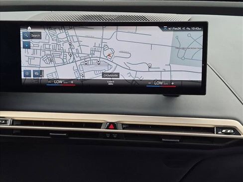 Used 2023 BMW iX xDrive50 w/ Premium Package AWD/4WD image 13