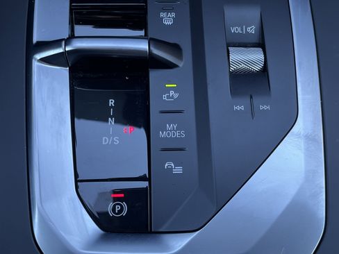 Used 2025 BMW 228i xDrive image 8