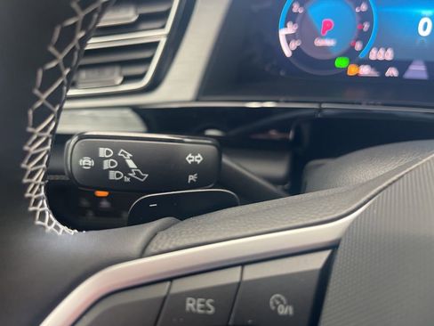 New 2026 Volkswagen Atlas Cross Sport SE AWD/4WD image 21
