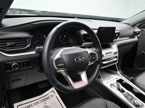 Used 2023 Ford Explorer XLT w/ Equipment Group 202A image 15