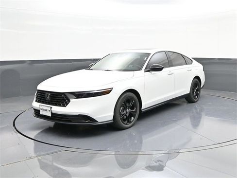 New 2025 Honda Accord SE image 27