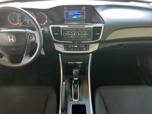 Used 2014 Honda Accord LX image 4