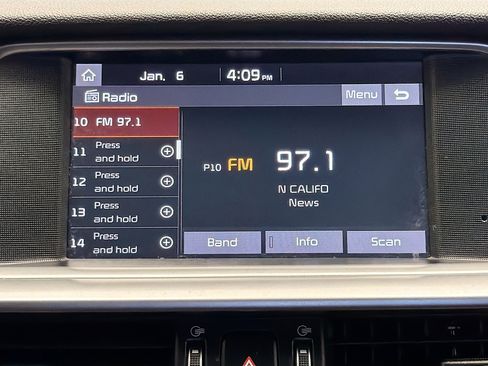 Used 2020 Kia Optima S w/ S Panoramic Sunroof Package image 9