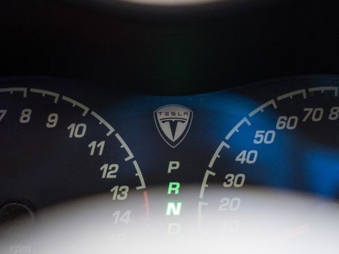 Used 2008 Tesla Roadster RWD image 51