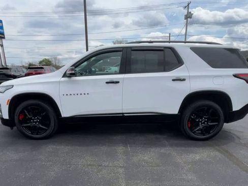 Certified 2023 Chevrolet Traverse Premier w/ Redline Edition AWD/4WD image 5