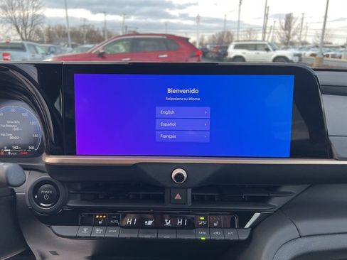 Used 2023 Toyota Crown XLE image 21