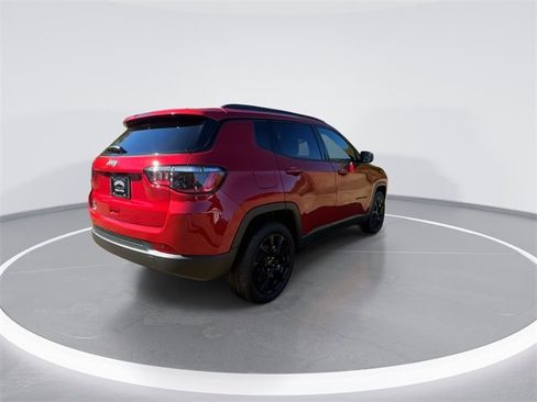 New 2026 Jeep Compass Latitude image 8