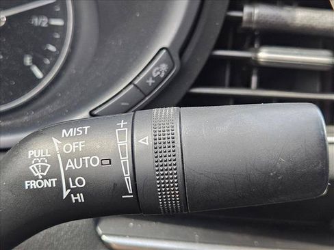 Used 2020 MAZDA MAZDA3 Sedan w/ Select Package FWD image 9