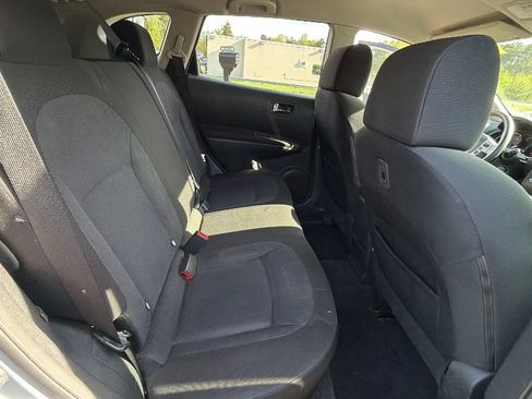 Used 2013 Nissan Rogue S w/ Special Edition Pkg AWD/4WD image 37