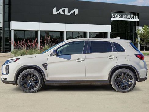 Used 2021 Mitsubishi Outlander Sport LE image 4