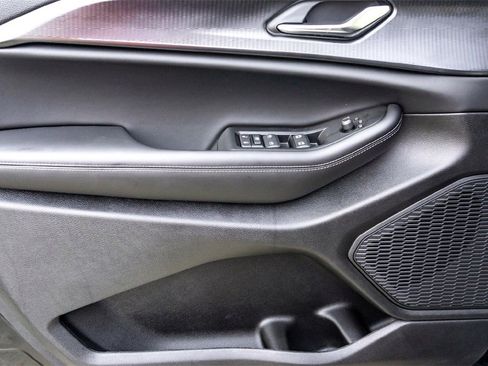 New 2025 Jeep Grand Cherokee L Altitude image 7