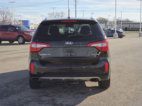 Used 2015 Kia Sorento SX image 17