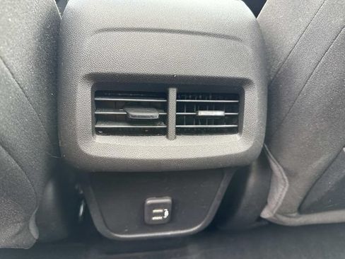 Used 2019 GMC Terrain SLE w/ Driver Convenience Package FWD image 15