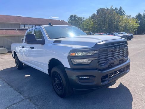 New 2026 RAM 2500 Tradesman image 3