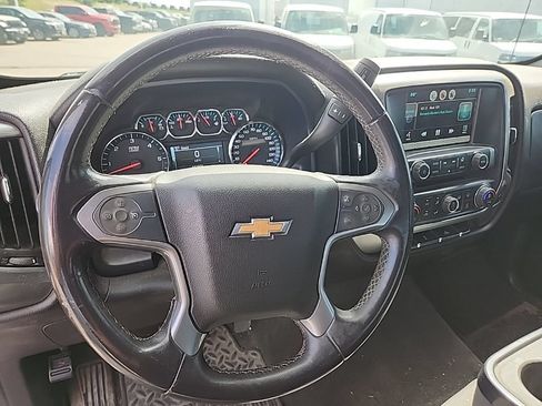 Used 2015 Chevrolet Silverado 1500 LT w/ LT Convenience Package AWD/4WD image 9