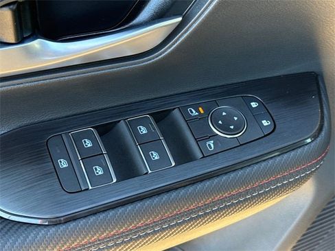 New 2026 Nissan Kicks SR image 20