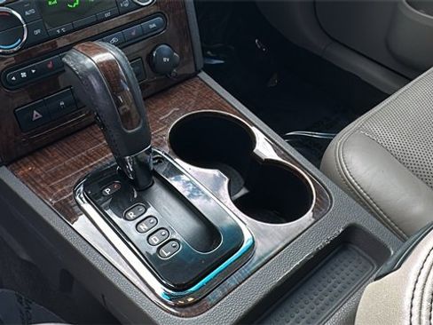 Used 2008 Ford Taurus Limited image 28