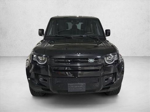 Certified 2024 Land Rover Defender 90 X-Dynamic SE image 2