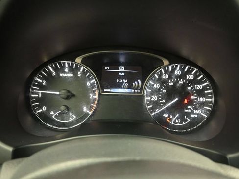 Used 2016 Nissan Altima 2.5 SL w/ 2.5 Technology w/LED Package FWD image 14