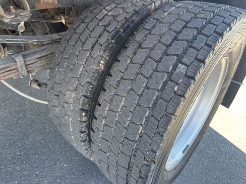 Used 2020 RAM 5500 Tradesman w/ Safety Group image 7