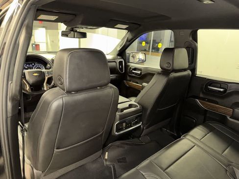 Used 2022 Chevrolet Silverado 1500 High Country w/ Safety Package II AWD/4WD image 28