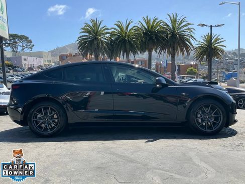 Used 2023 Tesla Model 3 Standard Range RWD image 3