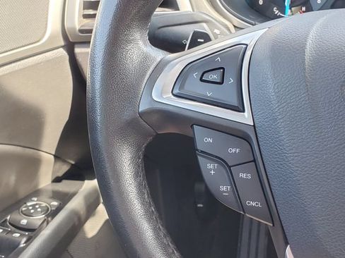 Used 2016 Ford Fusion SE w/ Equipment Group 202A AWD/4WD image 17