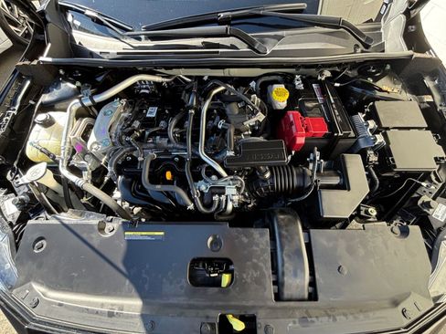 Used 2025 Nissan Sentra SV image 32