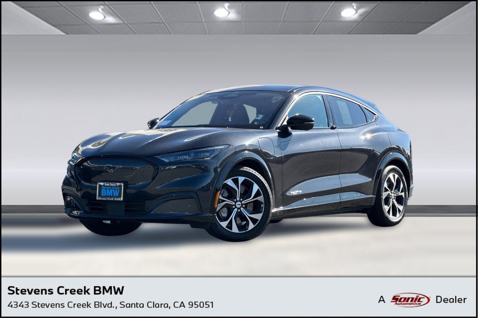 Used 2022 Ford Mustang Mach-E Premium RWD image 1