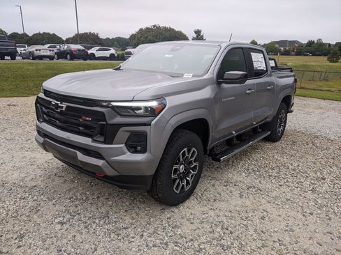 New 2026 Chevrolet Colorado Z71 w/ Technology Package image 3