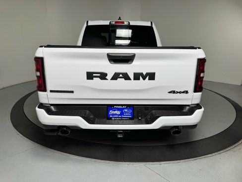 Used 2025 RAM 1500 Big Horn AWD/4WD image 4