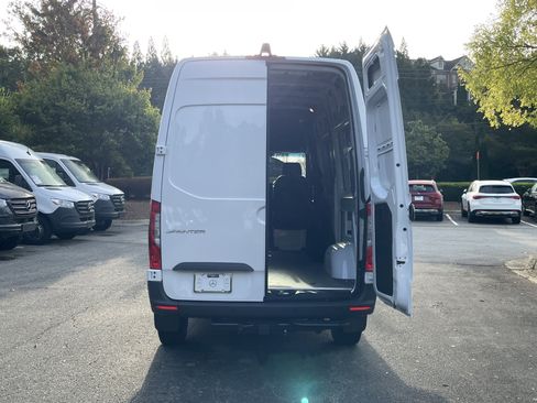 New 2026 Mercedes-Benz Sprinter 2500 image 11
