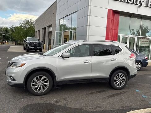 Used 2014 Nissan Rogue SL AWD/4WD image 3