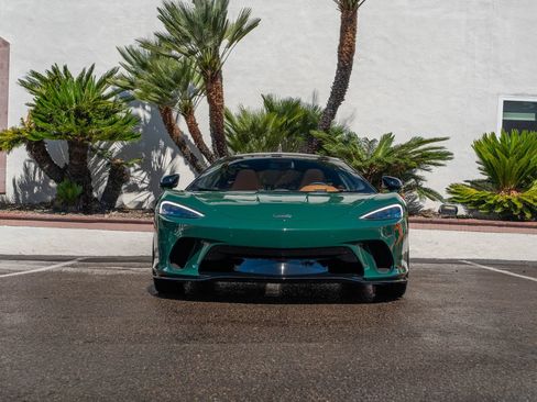 Used 2023 McLaren GT image 2