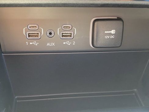 New 2025 Jeep Grand Cherokee Summit image 25