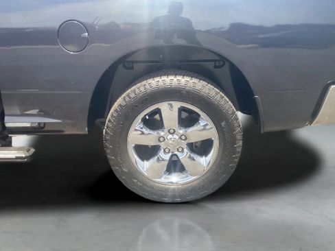 Used 2017 RAM 1500 Big Horn RWD image 30