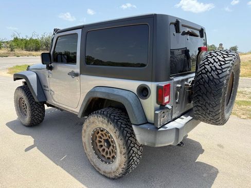Used 2016 Jeep Wrangler Sport w/ Quick Order Package 24S AWD/4WD image 5