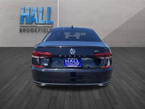 Used 2020 Volkswagen Passat 2.0T SE FWD image 4