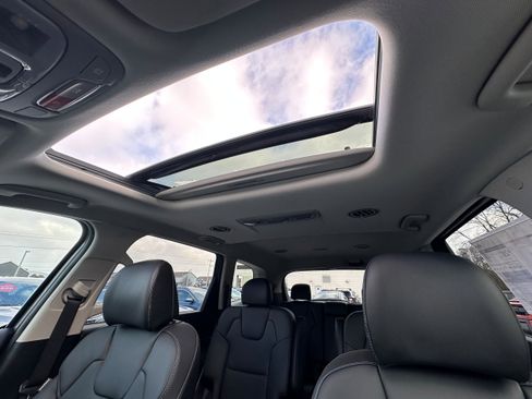 New 2025 Kia Telluride S image 49