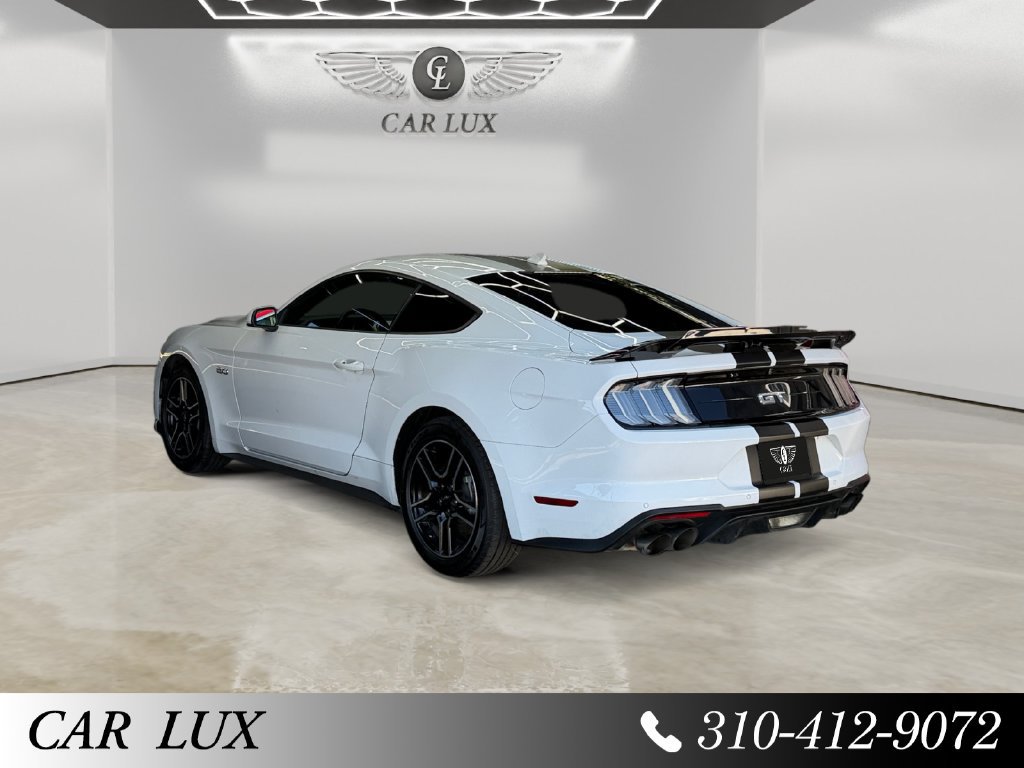 Used 2021 Ford Mustang GT RWD image 3