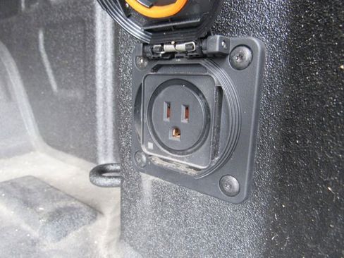 Used 2021 GMC Sierra 1500 Denali w/ Denali Ultimate Package image 38