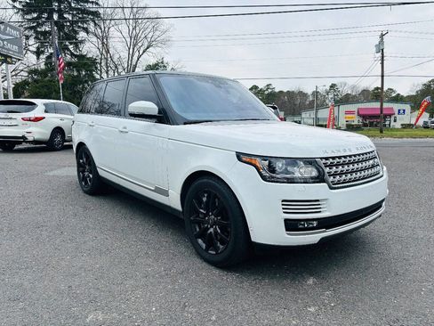 Used 2017 Land Rover Range Rover HSE image 20