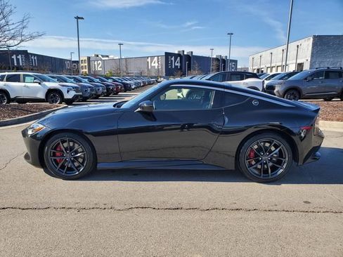 Certified 2024 Nissan Z Performance w/ Floor Mat Package image 7