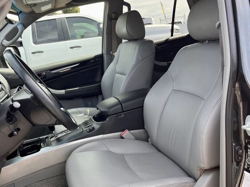 Used 2006 Toyota 4Runner Limited image 13